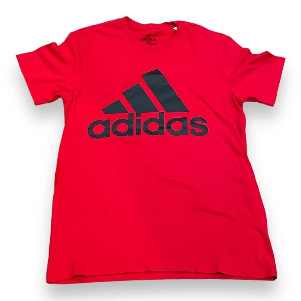 NWOT Adidas Amplifier Tee